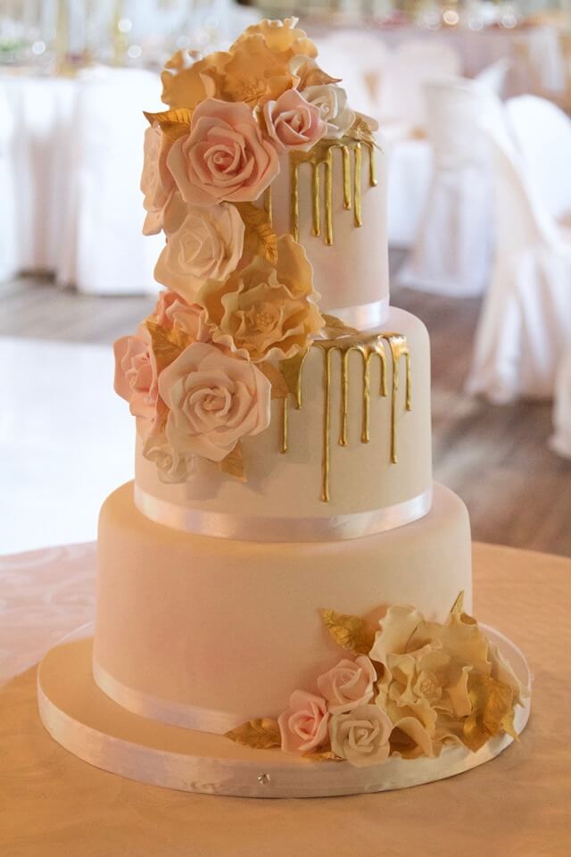 cake wedding venue